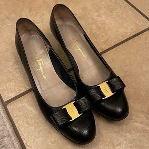 Vintage Ferragamo Signature Black Heels